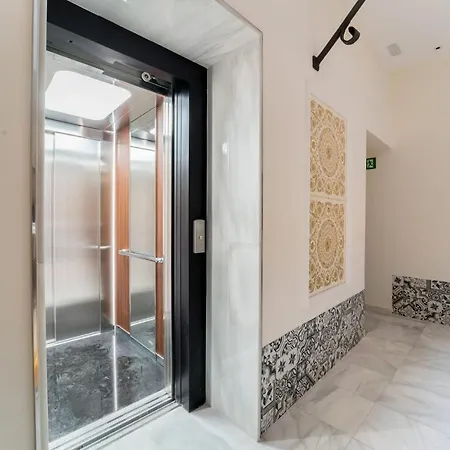 Апартаменты Capitan 1 Кадис